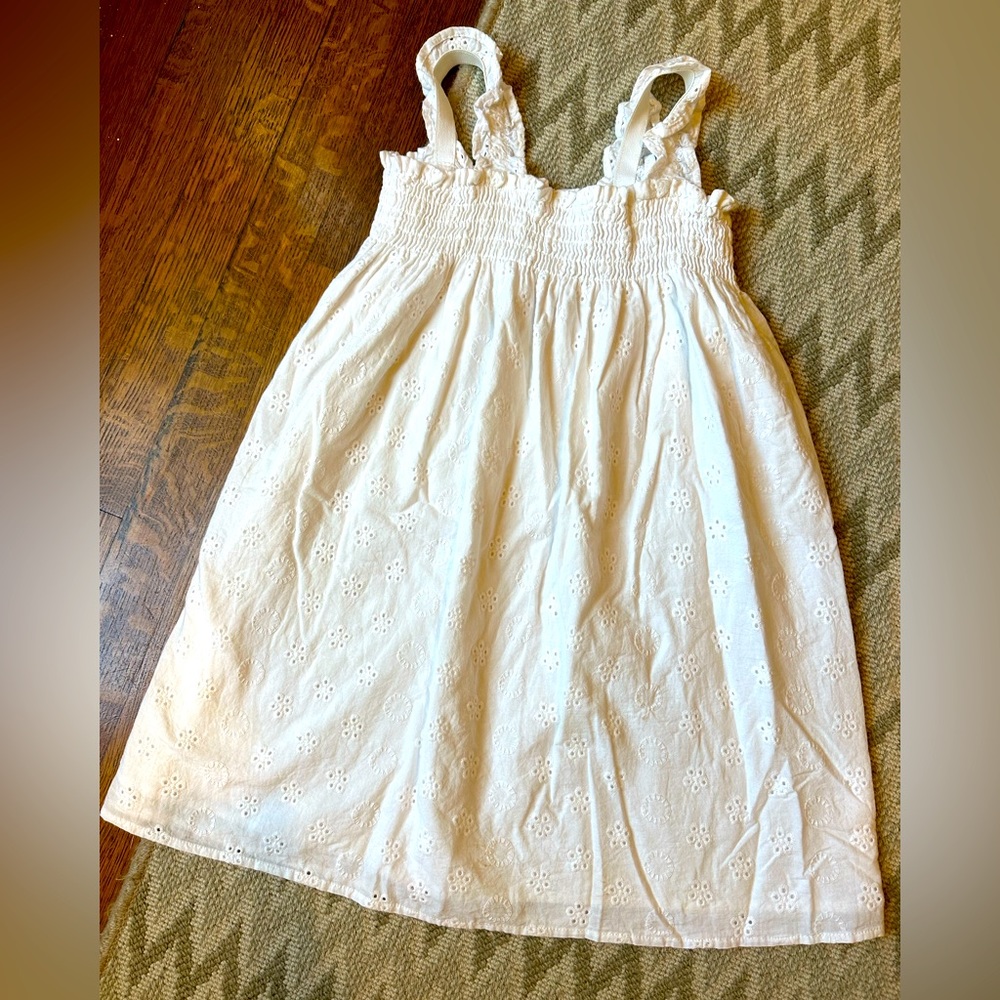 Minnow Girls 7/8 white eyelet dress with smocking